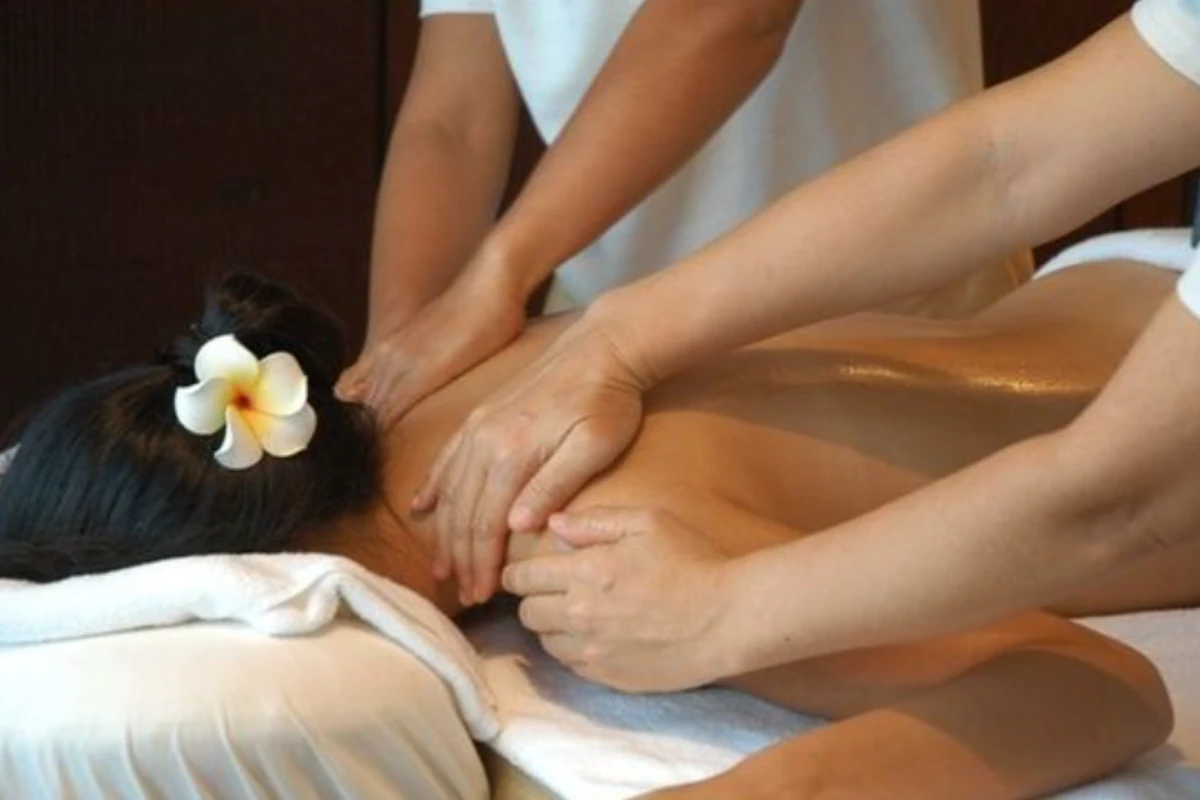 Exploring the Benefits of a Four-Hands Massage at Dusita Spa Koh Samui